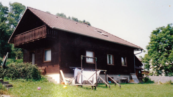 The house from the gardens point of view.