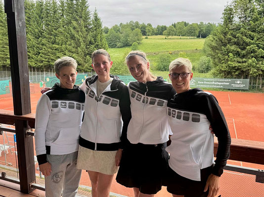Unsere siegreiche Damen 30+ Mannschaft