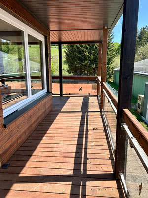 Renovierter Eingang zum Clubhaus