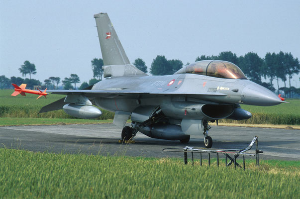F-16 A