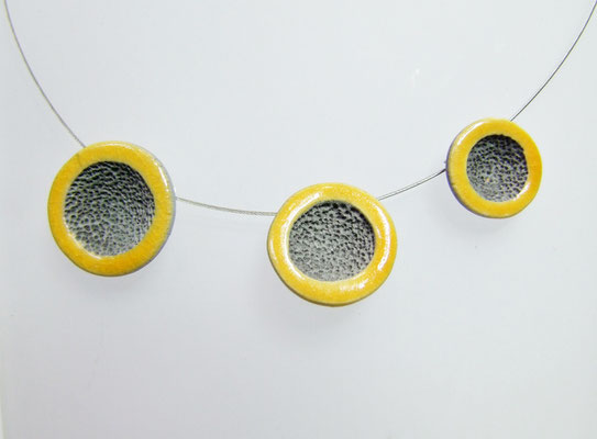 collier coupelle jaune