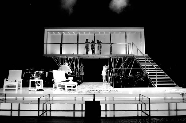 Die Weiße Fürstin | Biennale München 2010 | Theater Kiel 2010 