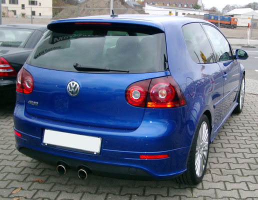 Volkswagen Golf V R32