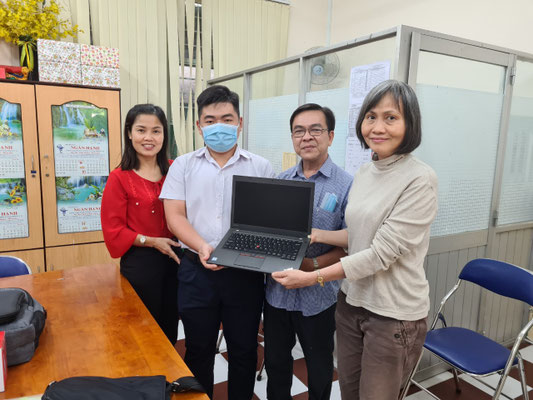 GiKaD tậng em nhận Laptop 