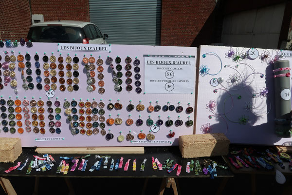 Des bijoux faits avec des objets que l'on aurait jetés !