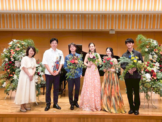 終演後、出演者揃って撮影