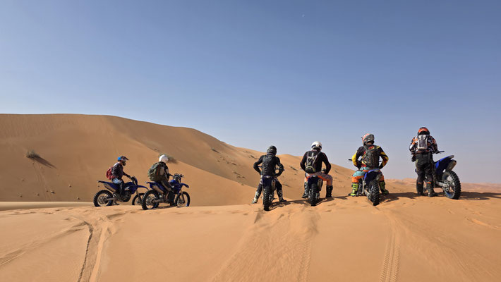 GROUPE ENDURO SUR CRÊTE DE DUNE OMAN