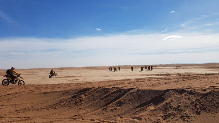 QUAD OUARZAZATE MAROKKO ABENTEUER QUAD BUGGY ENDURO
