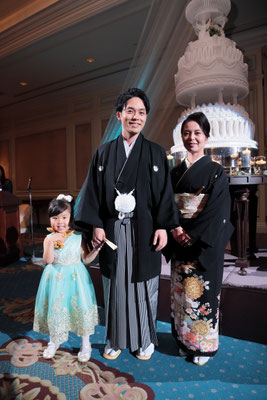 大阪、神戸、京都、撮って出しエンドロール、写真撮影、記録ビデオ、おすすめ、結婚式moviesにお任せ。持ち込みカメラマン、外注カメラマン