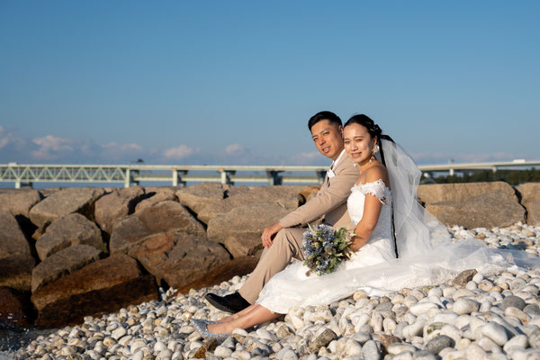 大阪-神戸-京都での結婚式持ち込み、外注カメラマンは結婚式moviesへお任せください-前撮りムービー、前撮り写真 記録ビデオ撮影-撮って出しエンドロール-写真スナップ撮影が40000円から、マーブルビーチ