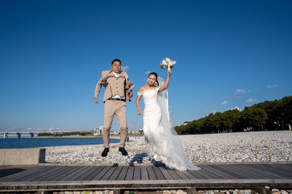 大阪-神戸-京都での結婚式持ち込み、外注カメラマンは結婚式moviesへお任せください-前撮りムービー、前撮り写真 記録ビデオ撮影-撮って出しエンドロール-写真スナップ撮影が40000円から、マーブルビーチ