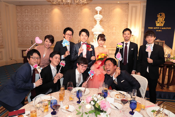 大阪、神戸、京都、撮って出しエンドロール、写真撮影、記録ビデオ、おすすめ、結婚式moviesにお任せ。持ち込みカメラマン、外注カメラマン