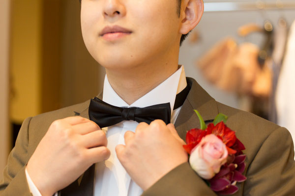 大阪-神戸-京都での結婚式持ち込み、外注カメラマンは結婚式moviesへお任せください-前撮りムービー、前撮り写真 記録ビデオ撮影-撮って出しエンドロール-写真スナップ撮影が40000円から