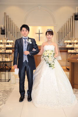 大阪、神戸、京都、撮って出しエンドロール、写真撮影、記録ビデオ、おすすめ、結婚式moviesにお任せ。持ち込みカメラマン、外注カメラマン