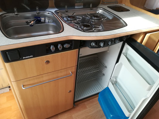 Etagenbett Für Wohnwagen : Vermietung wohnwagen dethleffs tk etagenbett caravan auto bike