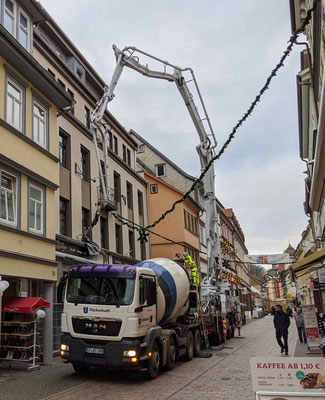 Betoniervorgang von der Fußgängerzone