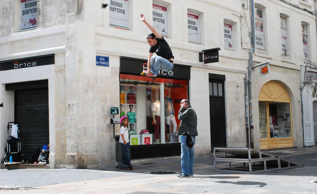 ROOL - Thomas Rataud - Démonstration de saut en ville