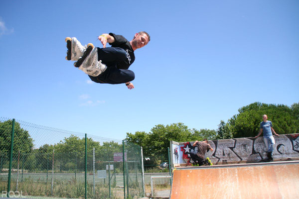 ROOL - Stephane Luchie - Prof Roller Saut skatepark