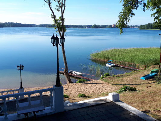 Der Kleine Sandstrand am Campingplatz 