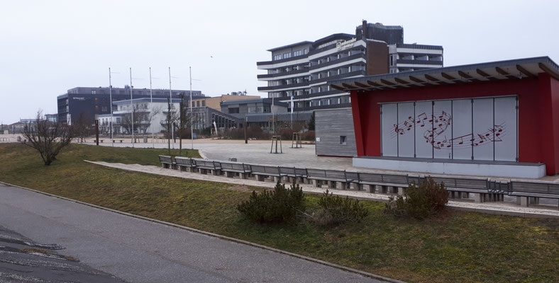 St. Peter-Bad, Dünen-Hus an der Seepromenade