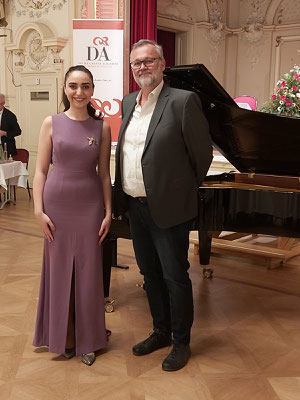 gemeinsam mit Pianistin Ayan Mammadli