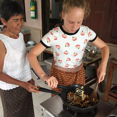 Pad Thai Action