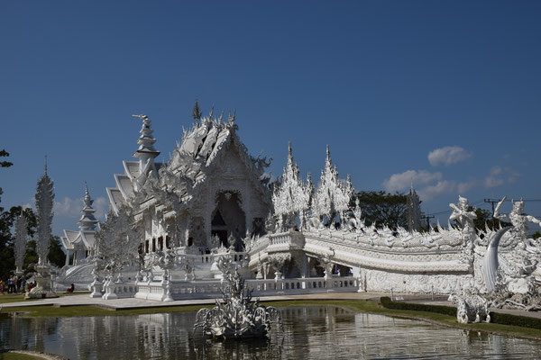 Wat Rong Khun - The white Temple in Chiang Rai