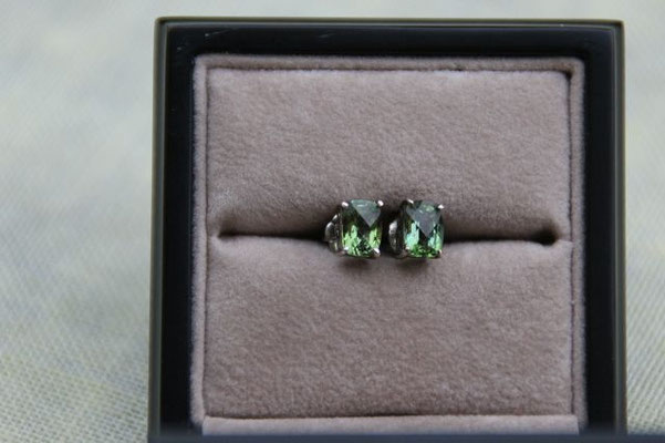 Grüner Turmalin, Kongo, 7x5 mm, 1,729 ct