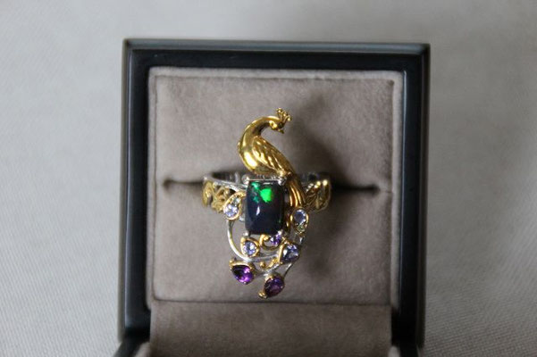 Mezezo Opal, Äthiopien, 10x7 mm, 1,283 ct