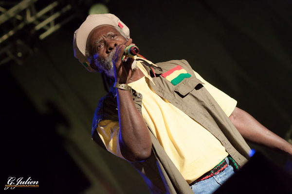 BURNING SPEAR