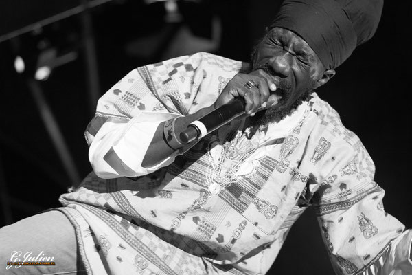 Sizzla Kalonji