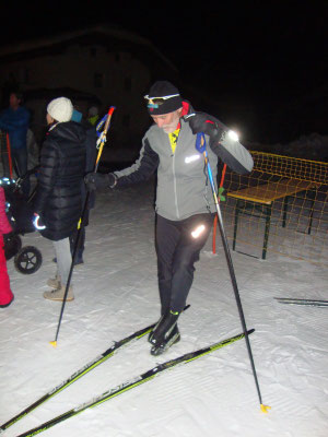 auch der Meister selbst schnallt heut die Skier an