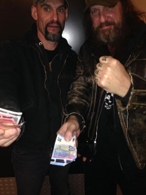 Mark and Kurt offering us money to fly back to la Palma, Helldorado 2018