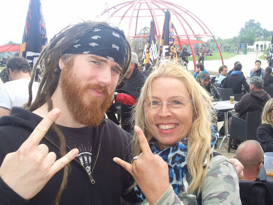 Reina with Nico, The Arrs, Hellfest 2013