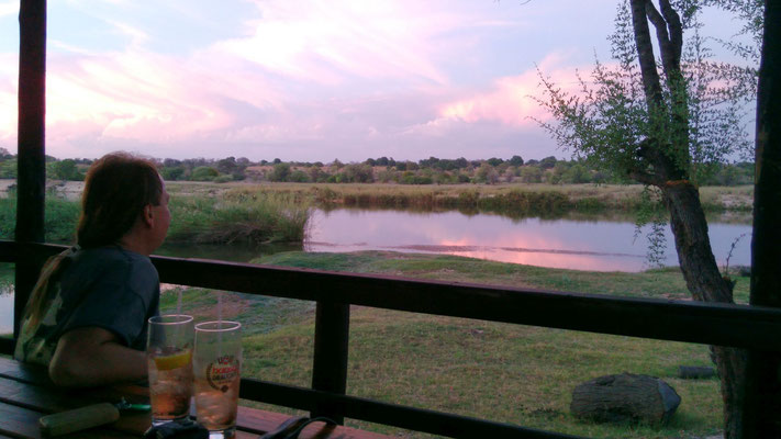 Sonnenuntergang mit Blick auf Angola