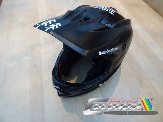 Integral BMX Helm Airbrush Lackierung