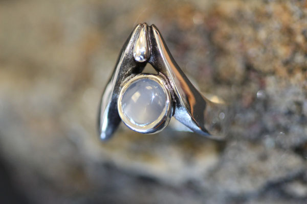 Pièce No B218-108, argent 925 avec saphir étoilé gris clair du Sri Lanka