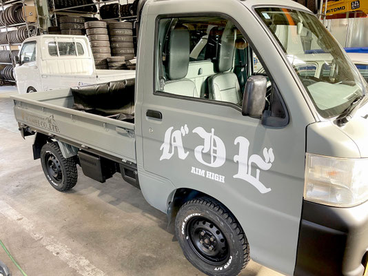 株式会社 バンビ様　社用車カッティングロゴ　　　　制作期間約1週間日(ロゴデータあり、施工まで）