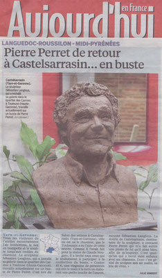 Article Aujourd'hui en France, buste de Pierre Perret, sculpteur Langloÿs 