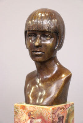 Sculpture-buste-statue-bronze-sulpteur-Langloys-Louise-Brooks