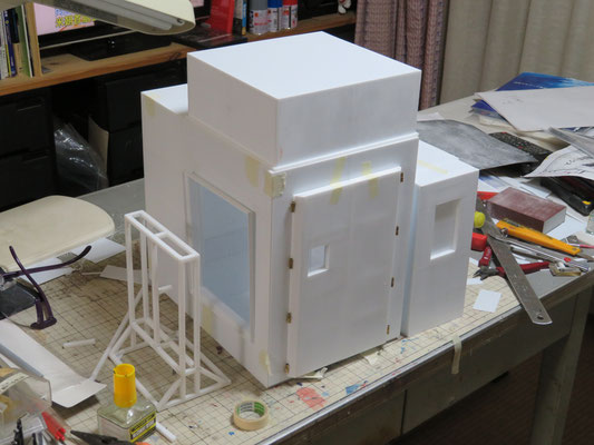 「複合環境試験装置」