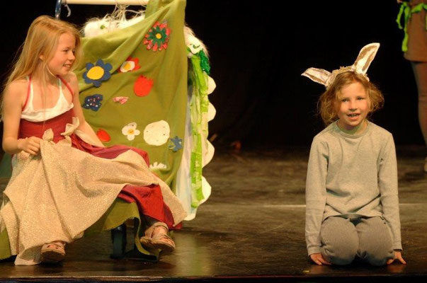 Foto: Wolf Stahl, Uraufführung der Theatergruppe der Lincoln Grundschule München