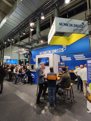 Besucher am Messestand von MENKEN | DREES auf der Messe AGRAR Unternehmertage 2026