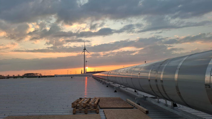 Rohrleitungsbau in einer Industrieanlage