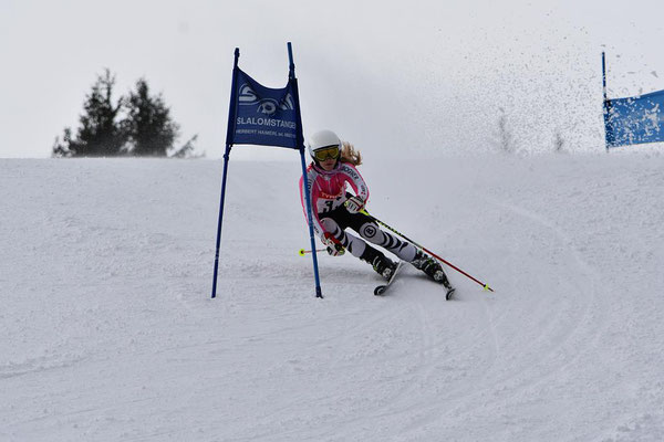 Vereinsmeisterschaft Riesenslalom 2016, Läufer am Limit.