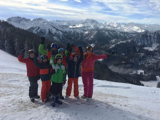 Skiteam SV DJK Heufeld Freizeitgruppe auf dem Gipfel im Spitzing.