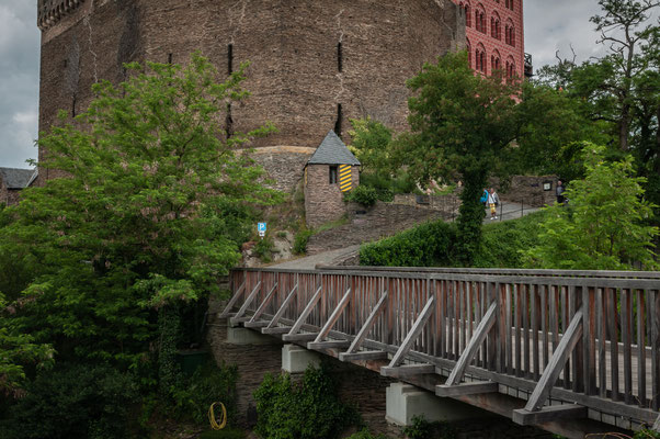 Holzbrücke zur Turmmuseum auf Schönburg in Oberwesel