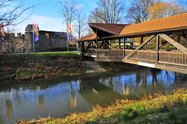 Fußgängerbrücke über die Nidda in Bad Vilbel