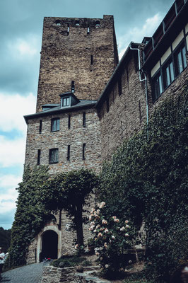 Eingang zum Turmmuseum auf Schönburg in Oberwesel