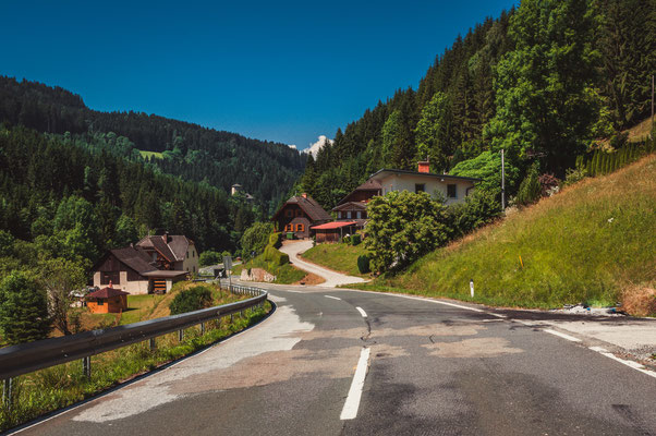 Idyllische österreichische Dorf